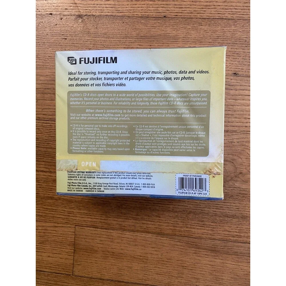 FUJIFILM Blank colored CD-R All Purpose 10 Pack - 80 min, 700MB, 1x - 40x Sealed